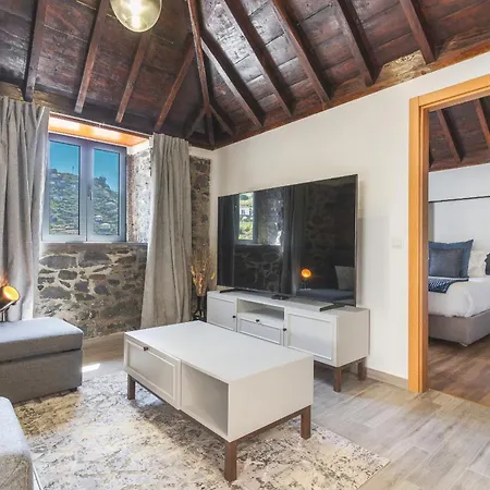 Julianas House 1 By Atlantic Апартаменты