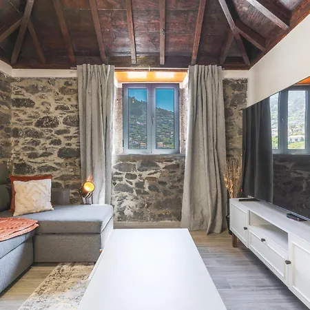 Julianas House 1 By Atlantic Campanário